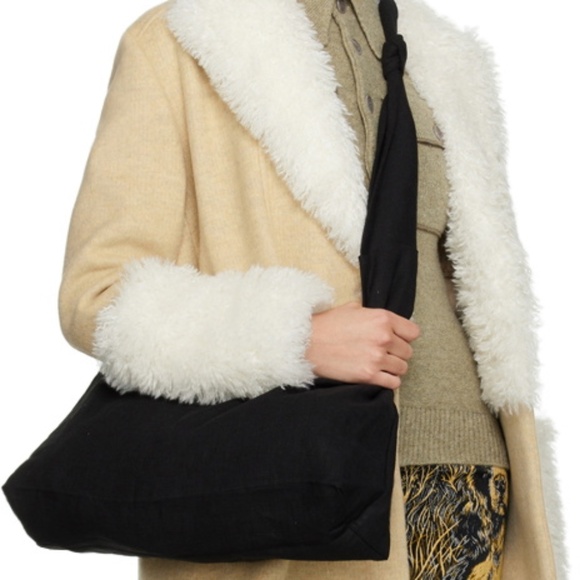 Blossom Black Lu Shoulder Bag - Picture 2 of 12